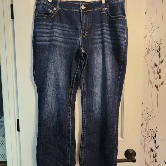MAURICES Womens Denim Blue Bootcut Jeans  - SIZE 18W Short - Picture 1 of 6